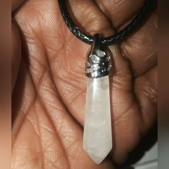 Hand crafted crystal pendant necklace - Picture 5 of 7